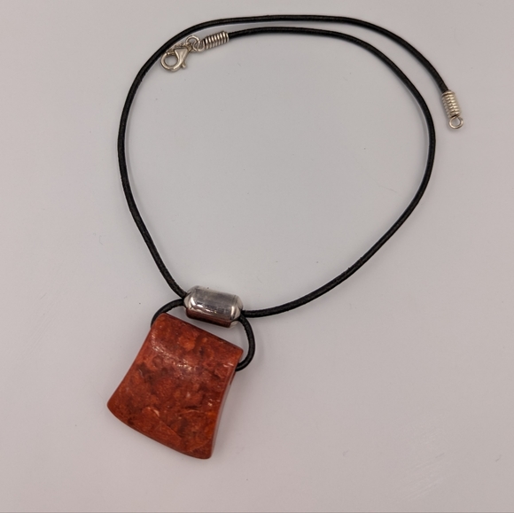 Eclectic Silpada Retired Sterling Silver Sponge Coral Leather Cord Necklace - Picture 4 of 9